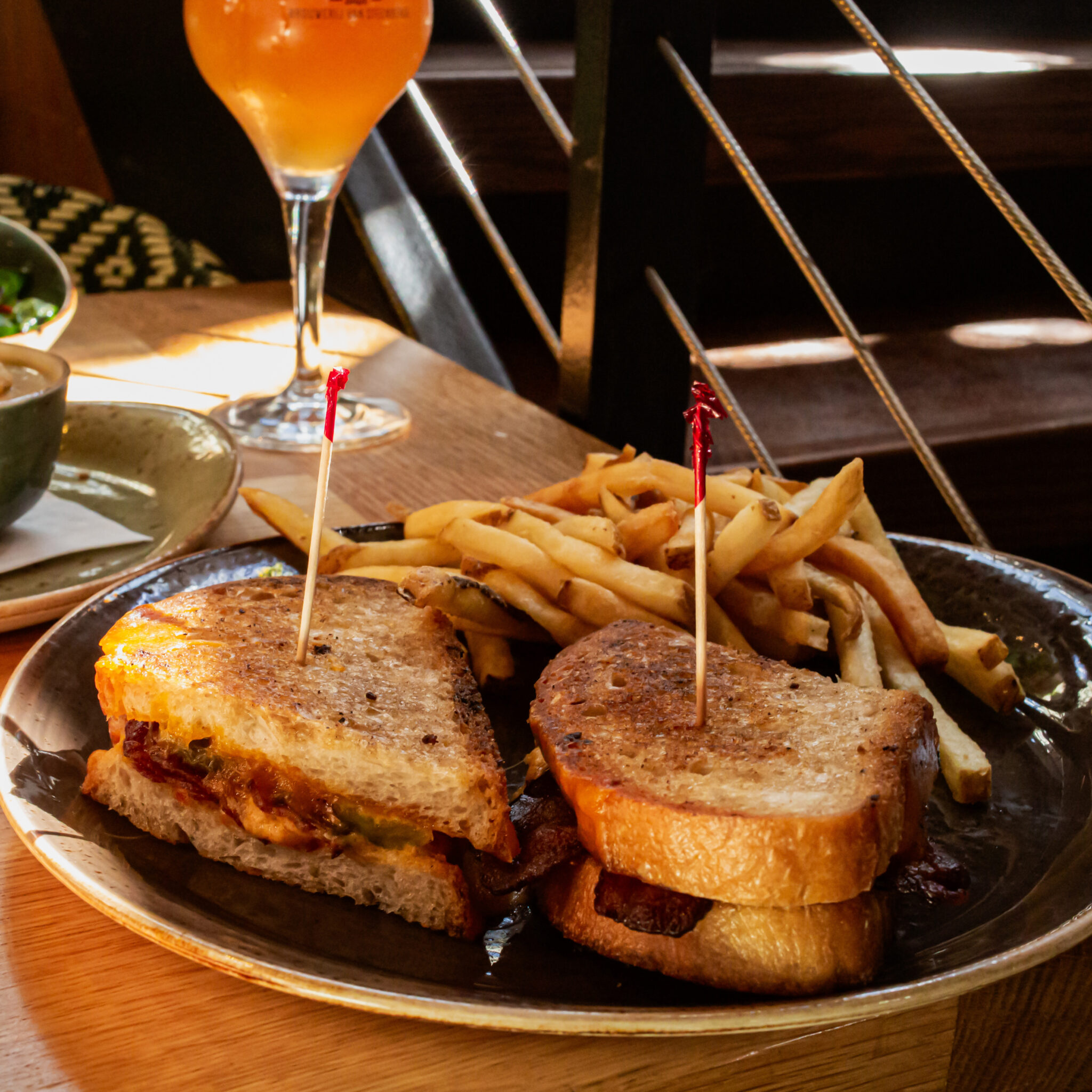 Menus | Café Benelux